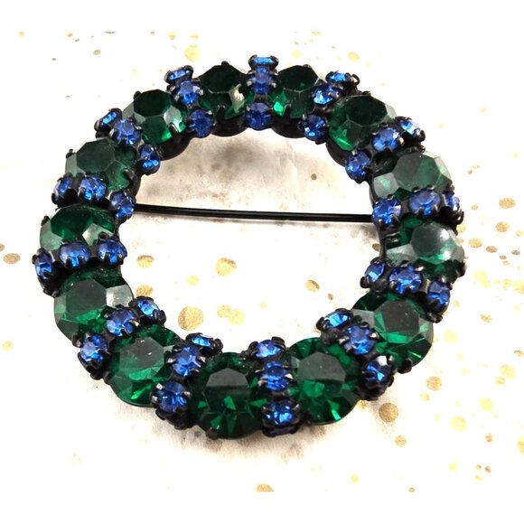 Vintage 1950's Warner Green & Blue Rhinestone Wreath Brooch Pin Japanned Back - Picture 2 of 11